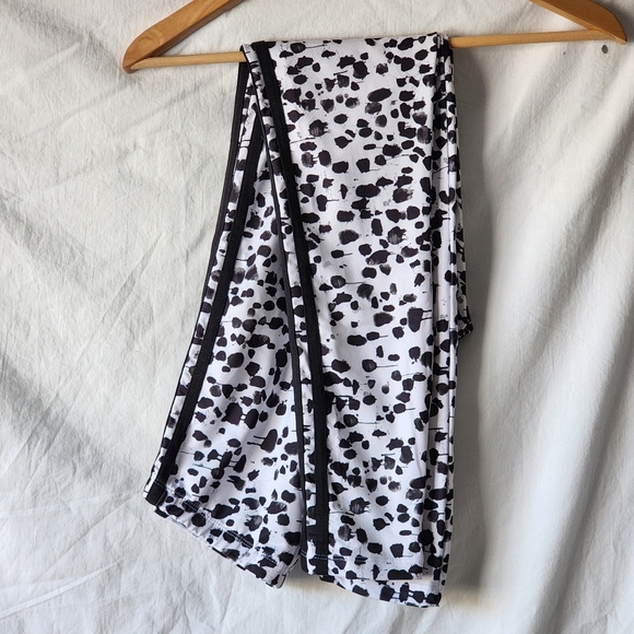 New without tags Adidas 3 stripe "inksplot" leggings - Picture 4 of 8